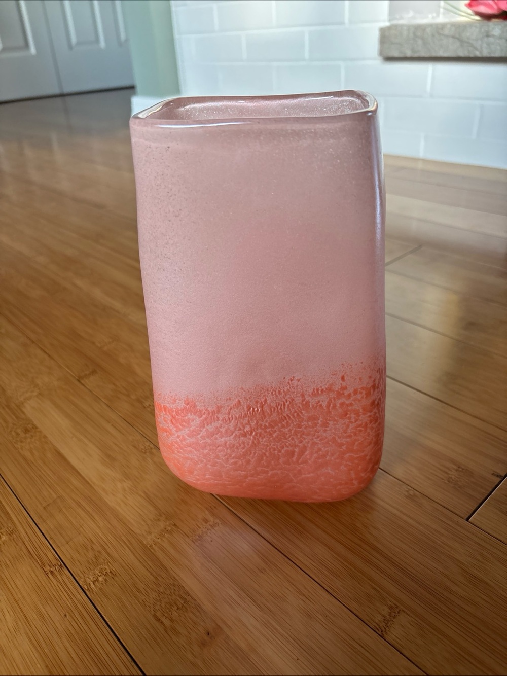 Teleflora Blushing Gemstone Pink Opalescent Handblown Glass Vase Vintage 1990s